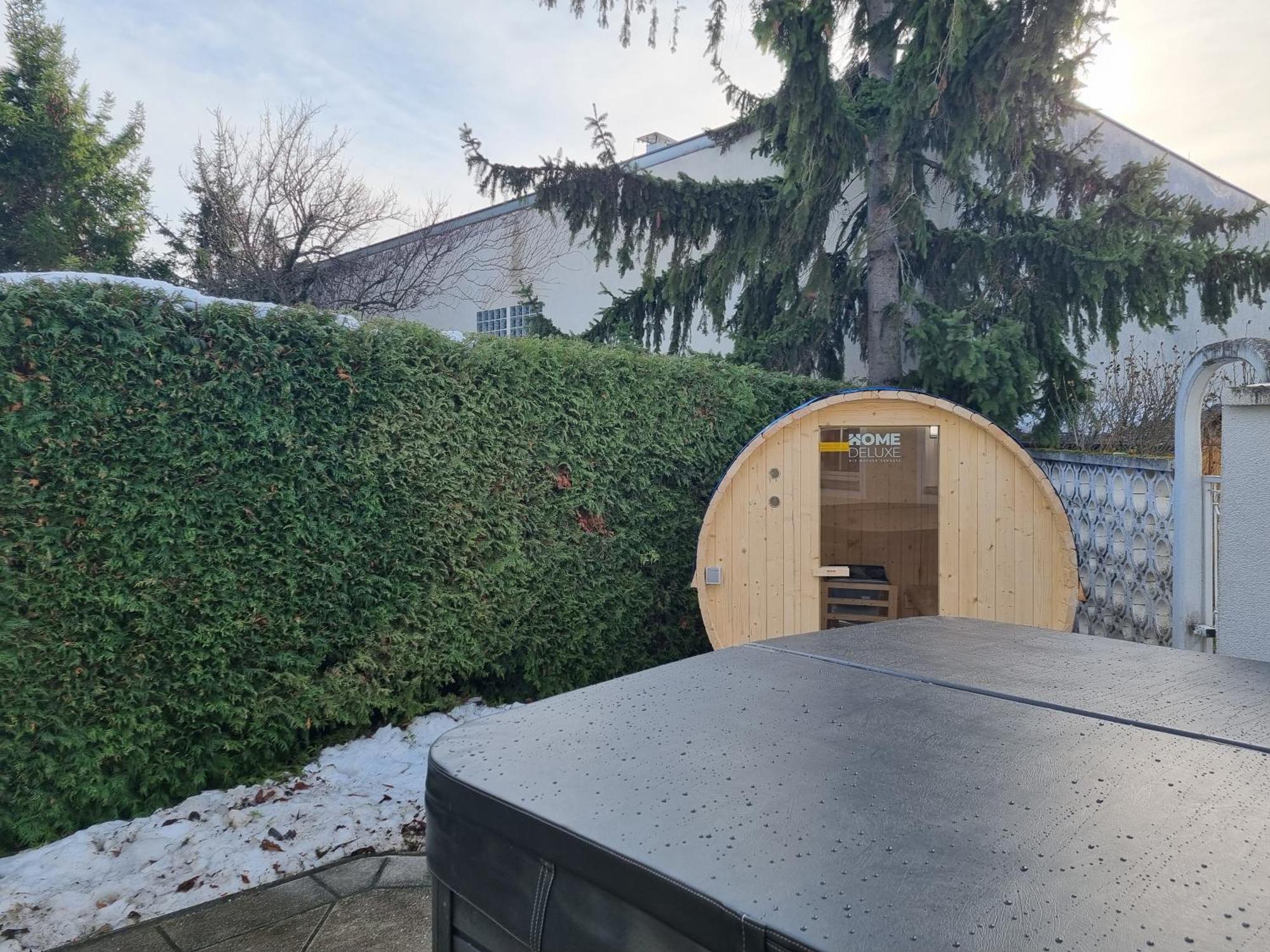 Villa With Private Sauna And Jacuzzi, 8 Min From Schloss Schoebrunn